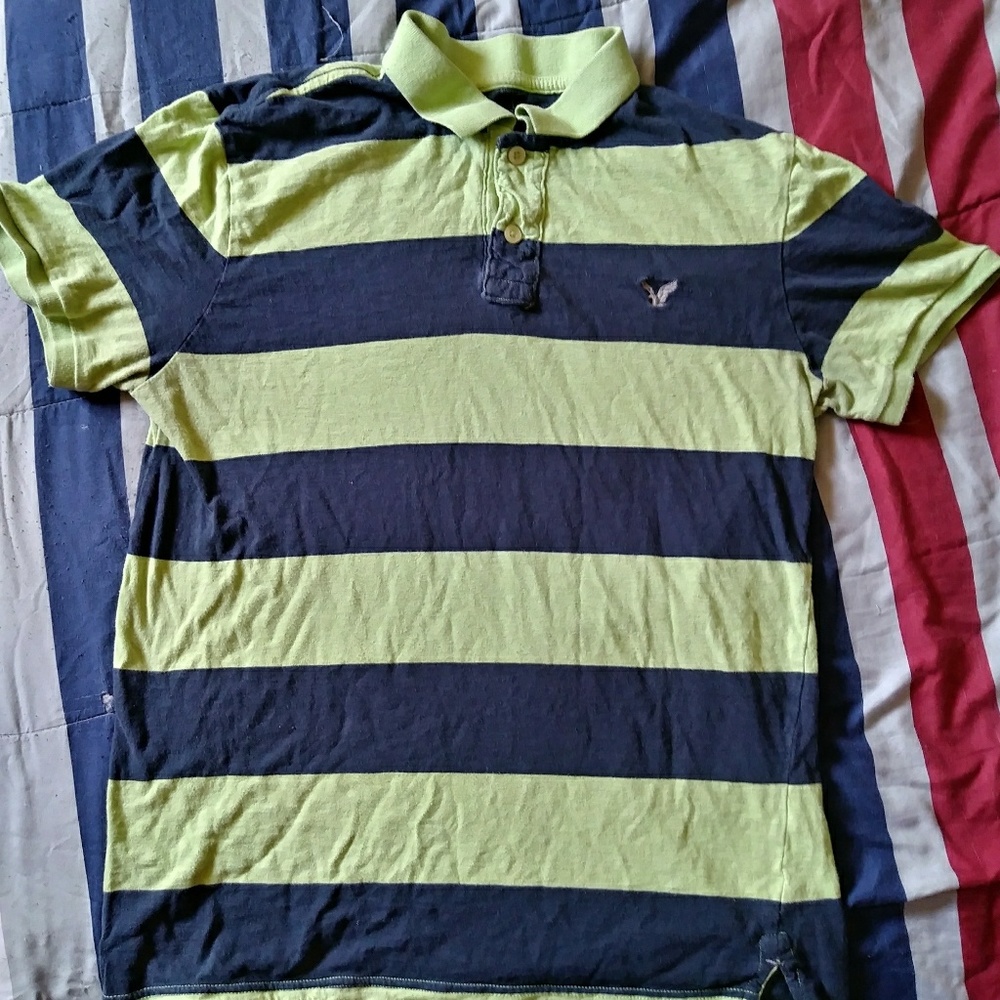 American Eagle Outfitters Shit - Picture 2 of 6